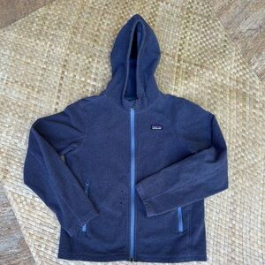 Patagonia Navy Blue Zip-Up jacket with hood. Boys xl 14-16